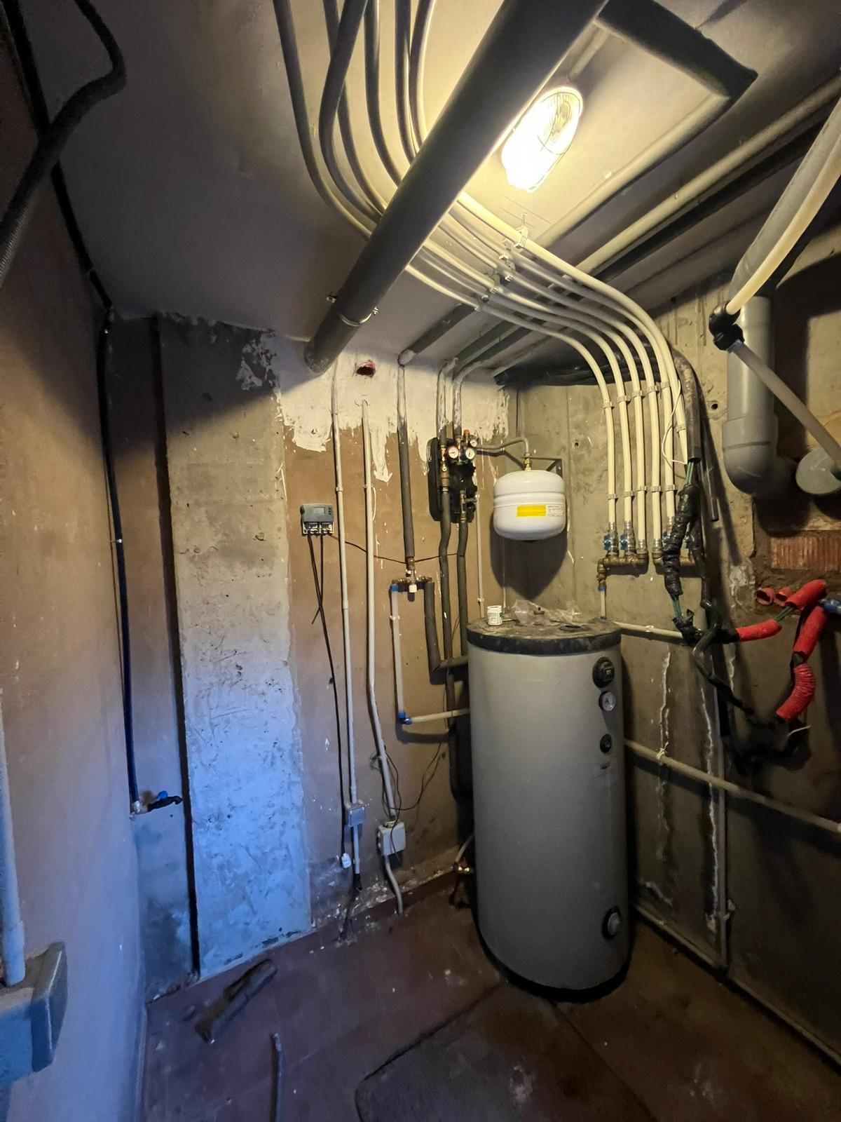 Estado previo de la sala de calderas (Antes 2)