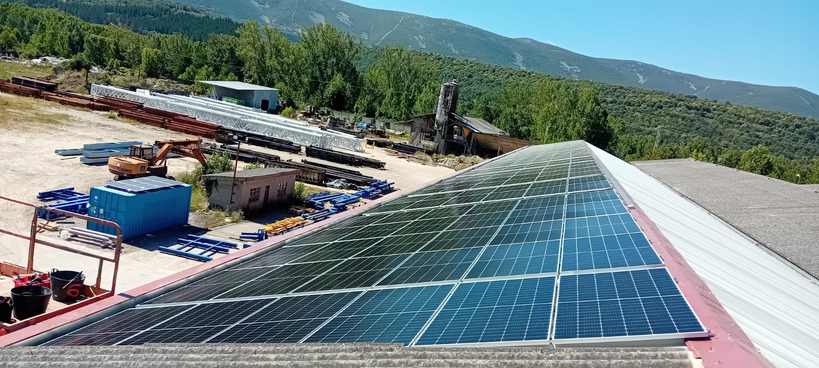 Instalación solar en empresa de fabricación de estructuras metálicas