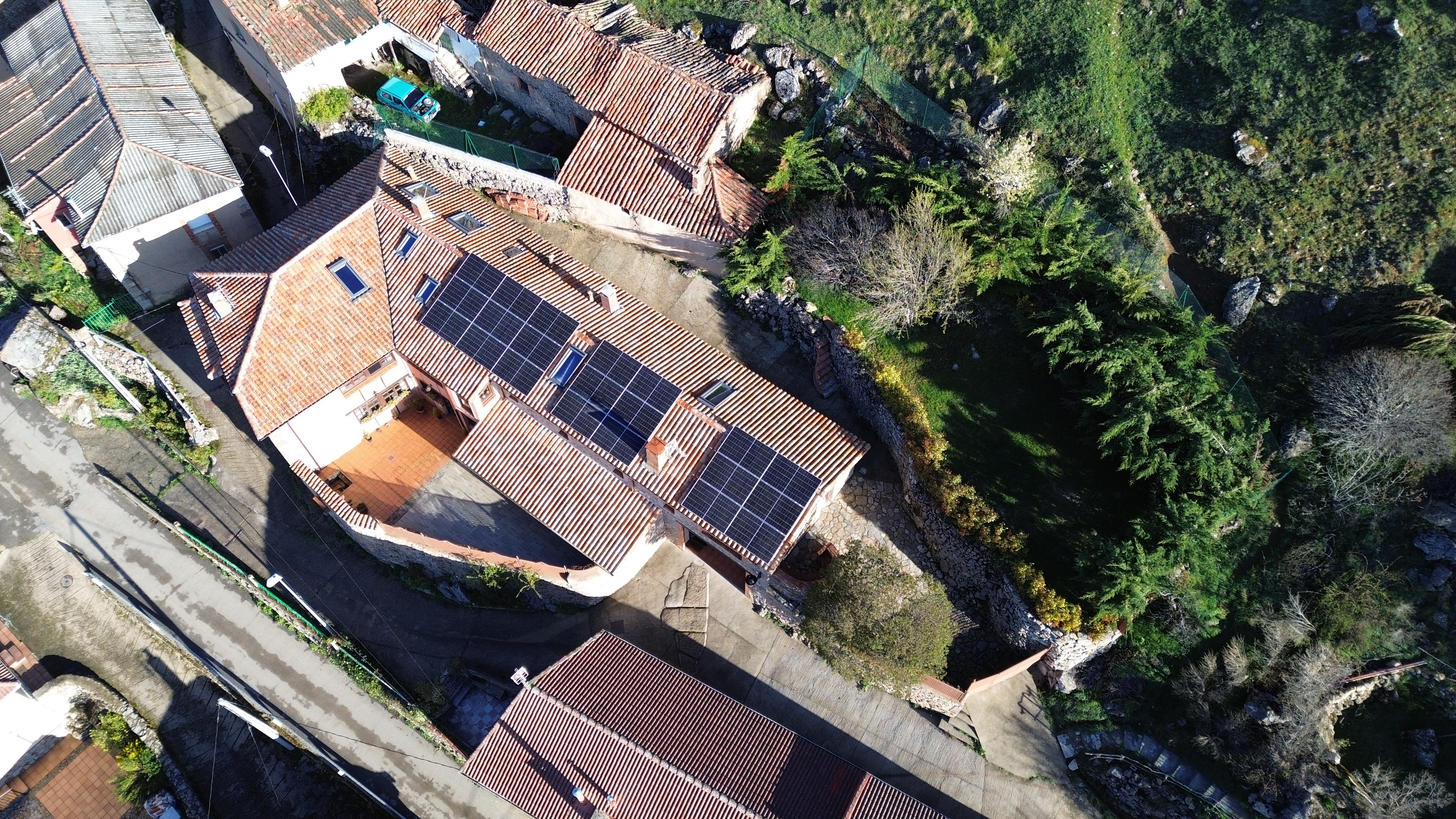 Placas solares en Pola de Gordón